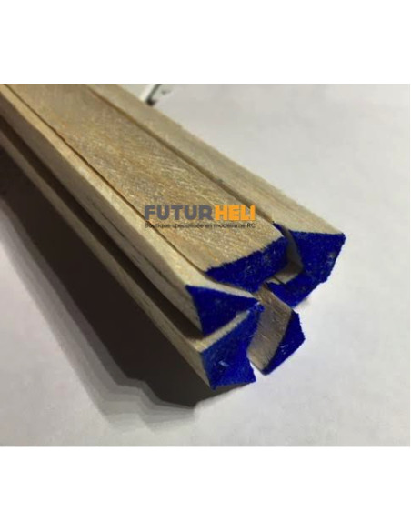 Baguettes balsa triangulaire bleu 10x10 long 1m  Graupner 662.10x10