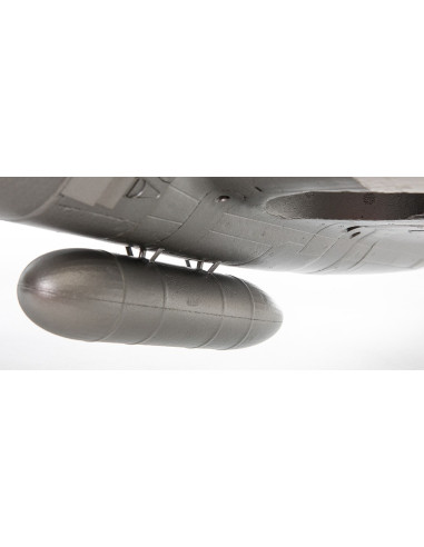 P-47D Razorback env 1,2m  BNF basic EFL8450