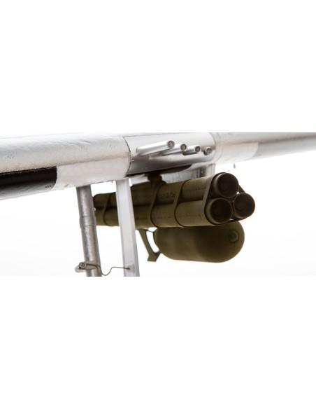 P-47D Razorback env 1,2m  BNF basic EFL8450