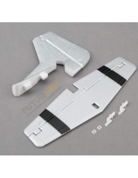EFLU3304 empennage UMX P-51 BL E-flite
