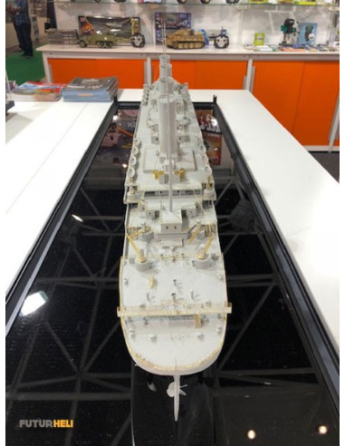 Titanic 1/200 ( longueur 1,3M ) Trumpeter 95T03713