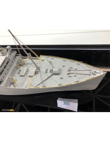 Titanic 1/200 ( longueur 1,3M ) Trumpeter 95T03713