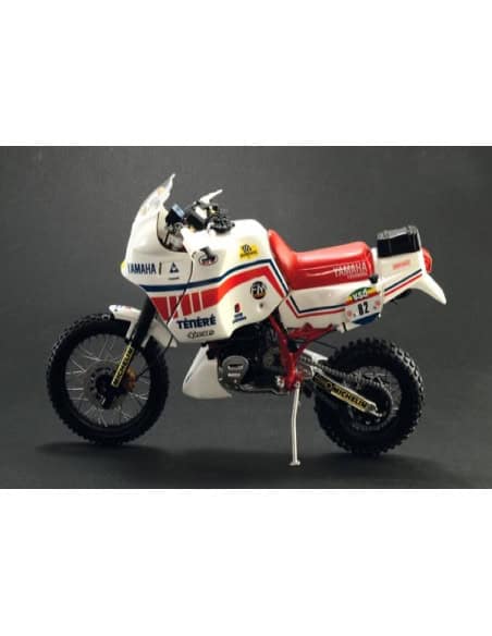 Maquette Yamaha Ténéré 660cc Paris-Dakar 1986 1/9 eme