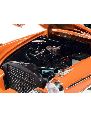 Studebaker Golden Hawk 1957 1/18