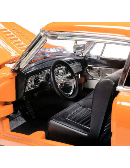 Studebaker Golden Hawk 1957 1/18