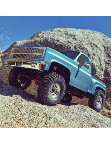 Scale Crawler 1982 Chevy K10 4WD RTR  1/10 SCX10 III Pro-Line