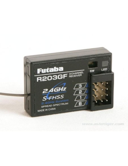 3PRKA Futaba Avec récepteur 2.4 ghz R203GF