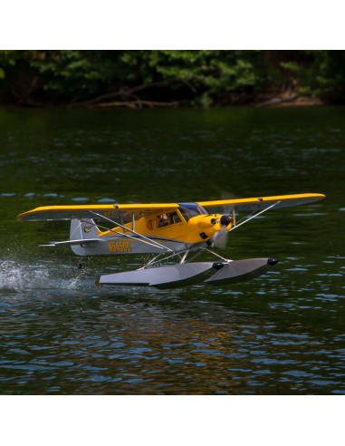 Hangar9 Carbon Cub 65cc env 2,28M ARF HAN5065