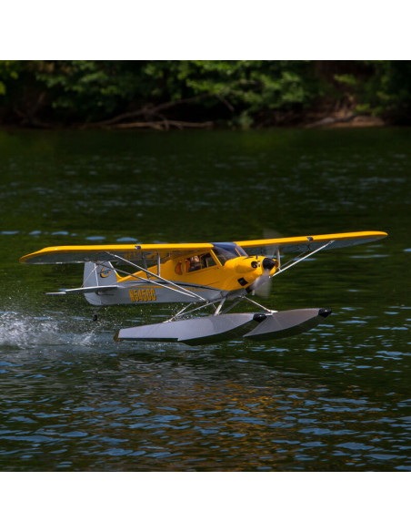 Hangar9 Carbon Cub 65cc env 2,28M ARF HAN5065