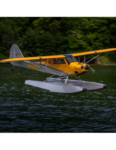 Hangar9 Carbon Cub 65cc env 2,28M ARF HAN5065