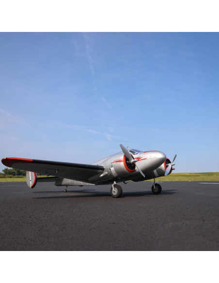 E-flite Beechcraft D18 1.5m  existe en 2 version BNF et PNP