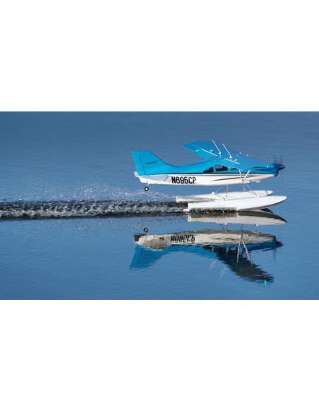 FMS Maule 1500 mm PNP + flotteurs +Reflex