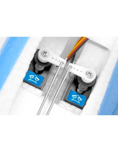 Kavan Falke 1800mm PNP rouge +Mot+Serv+Esc