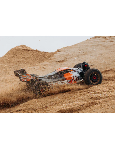 Découvrez le Team Corally Syncro4 : le buggy ultime 1:8 pour les amateurs de sensations fortes, prêt à conquérir tous les terrai