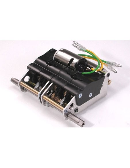 Pour fêter les 50 ans du kit R/C Sherman 1/16 en 2024, Tamiya réédite le kit R/C M4 Sherman 105mm Howitzer. Suspension mobile, s