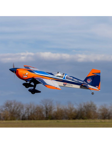 Avion 3D performant et robuste, l'Extra 330SC offre précision et puissance.