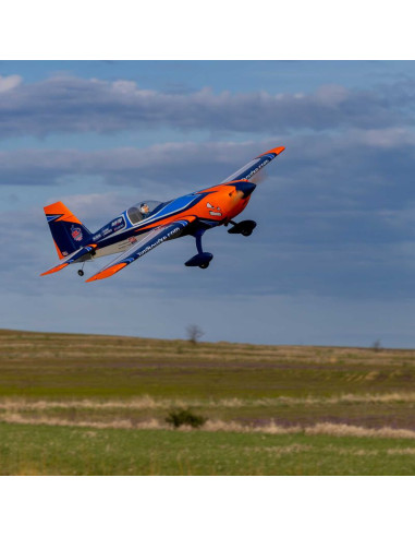 Avion 3D performant et robuste, l'Extra 330SC offre précision et puissance.