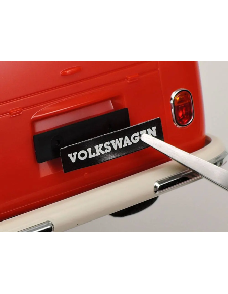 Tamiya 28101 volkswagen Type 2 Rouge/Blanc 1/24 sans colle