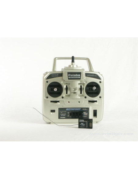 Skysport 4YF 2.4 ghz + récepteur R2004GF Futaba